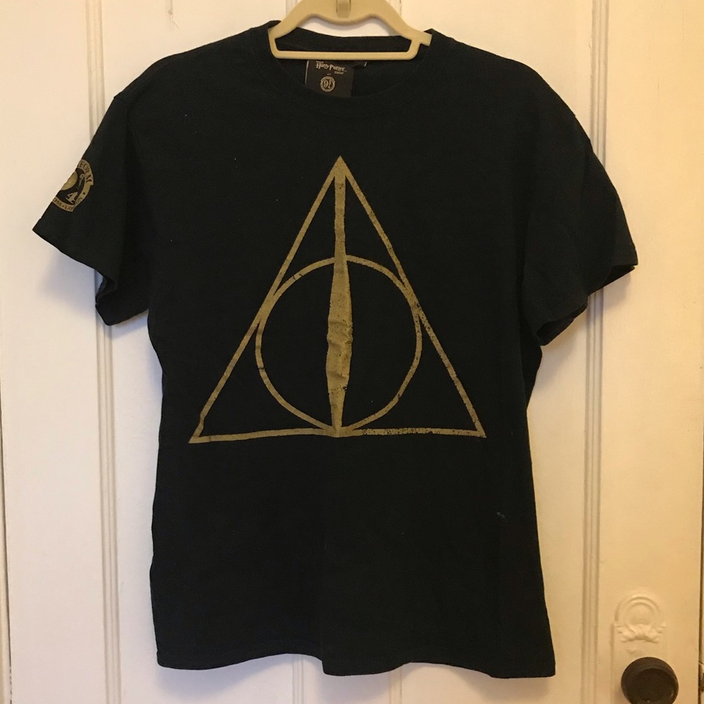 Harry Potter Deathly Hallows T-shirt